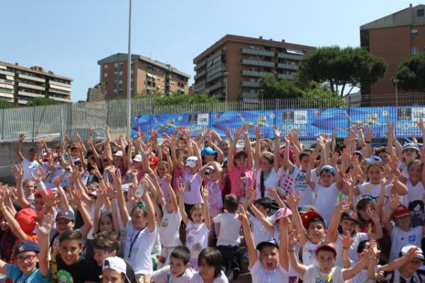 Un saluto e un ringraziamento a questi splendidi bambini.... e un grazie anche alle loro maestre